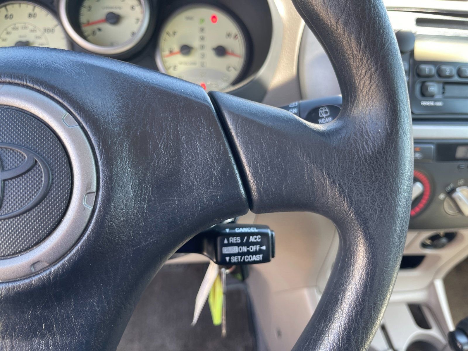 Used 2002 Toyota RAV4 2WD image 24
