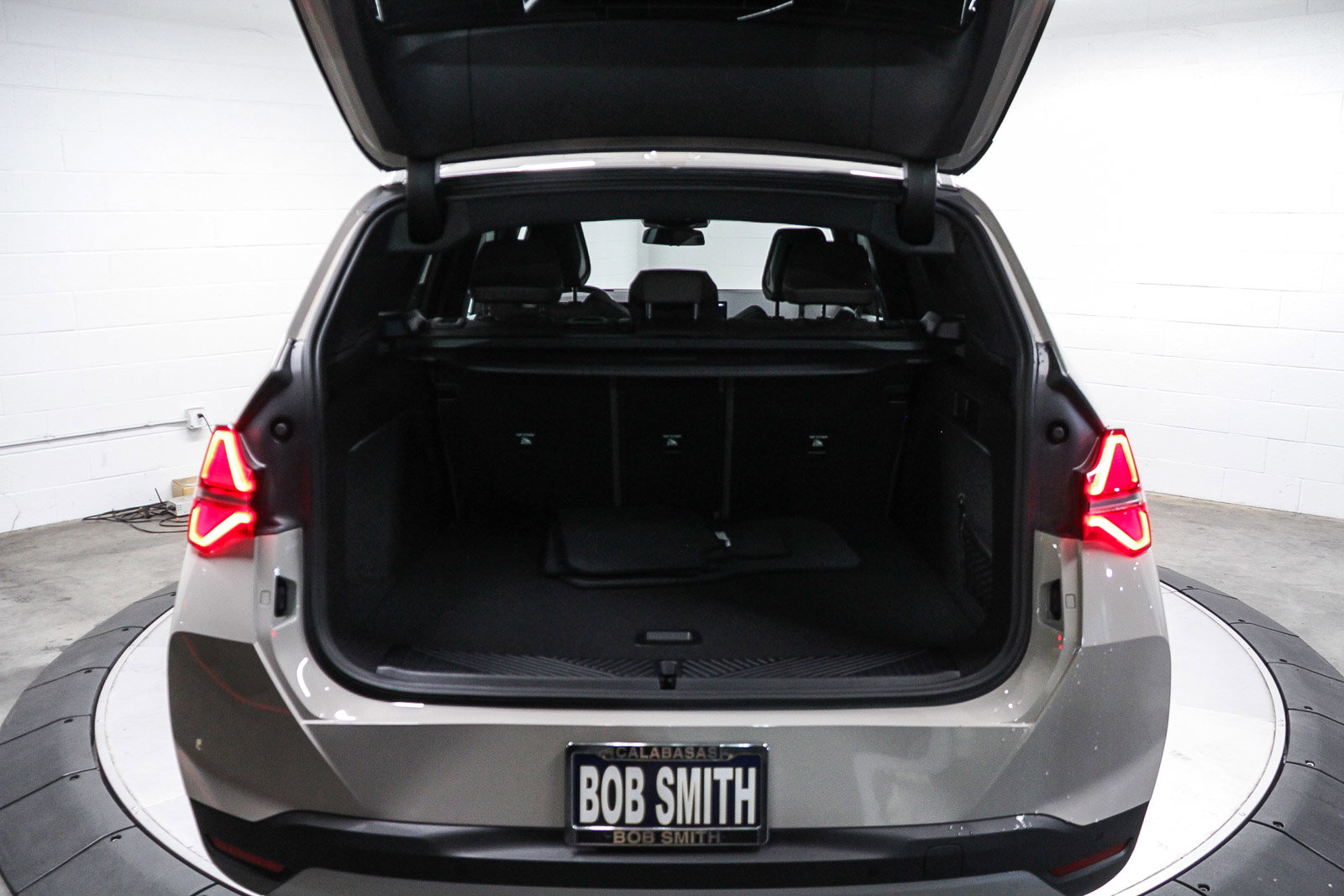 Used 2025 BMW X3 xDrive30i w/ Premium Package image 26