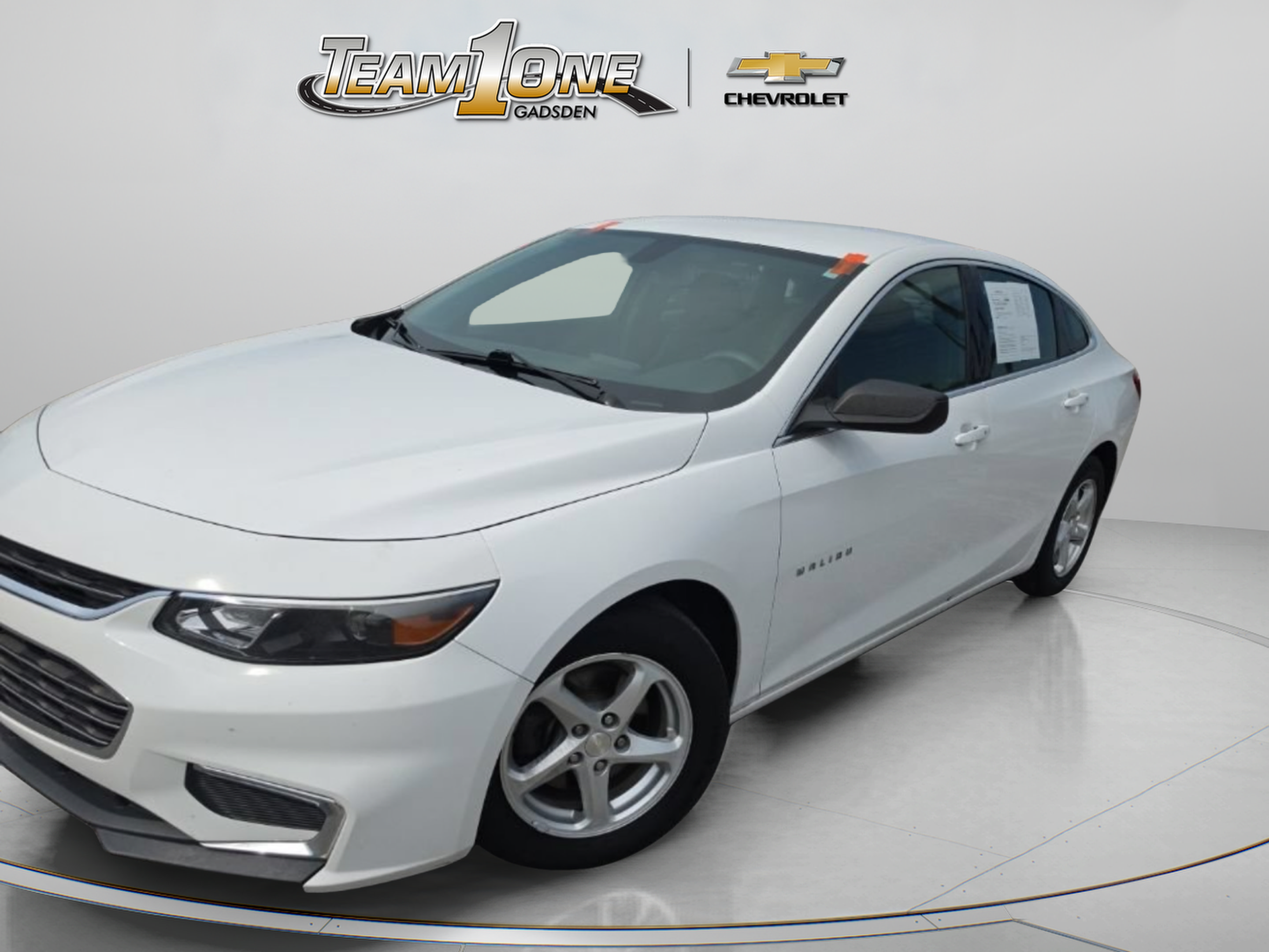 Used 2017 Chevrolet Malibu LS w/ LPO, Convenience Package 1 FWD image 4