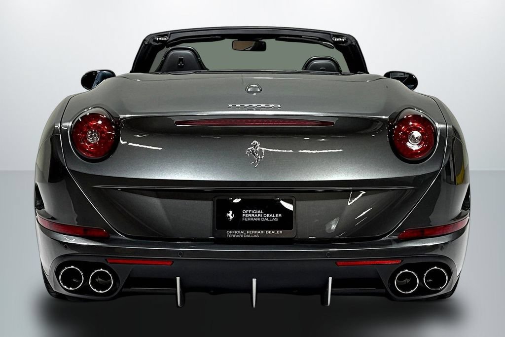 Used 2015 Ferrari California T RWD image 6