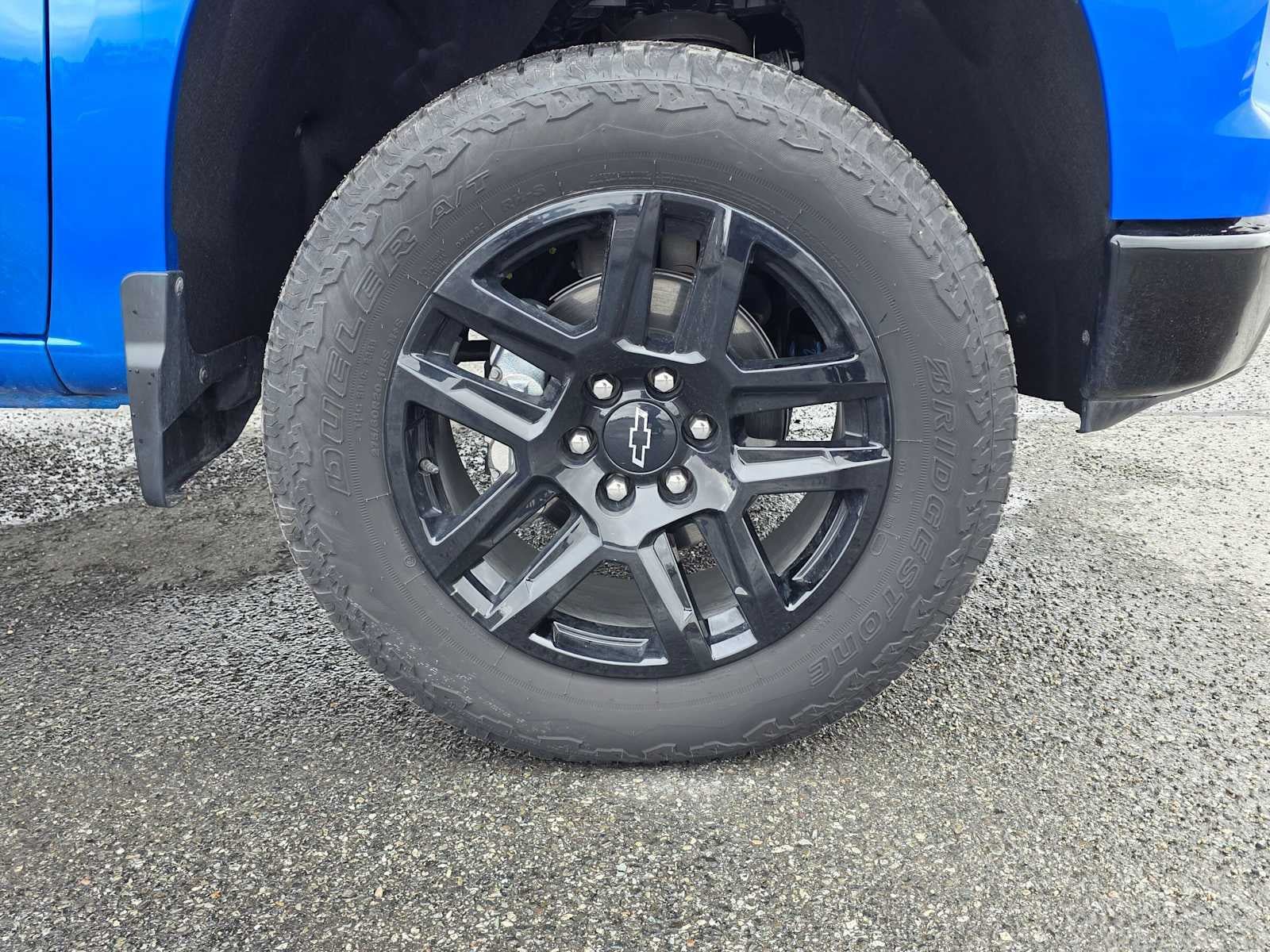 Used 2025 Chevrolet Silverado 1500 LT Trail Boss AWD/4WD image 9