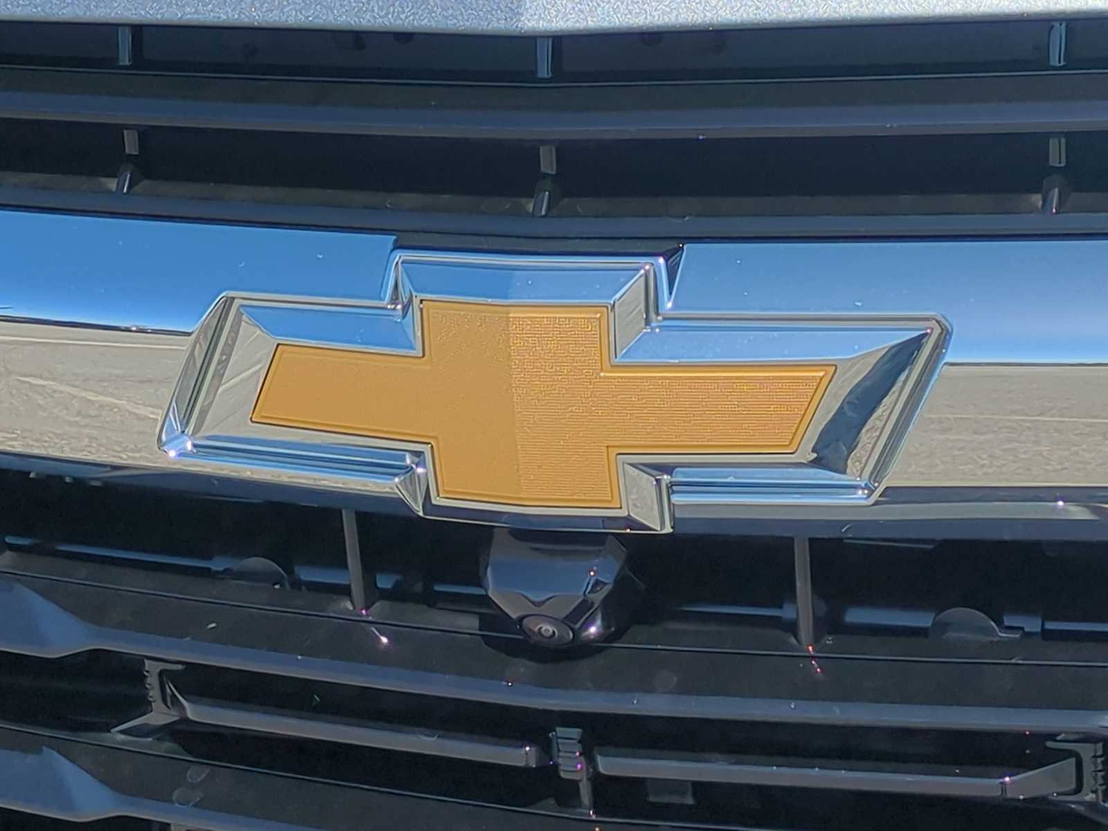 New 2026 Chevrolet Suburban LS RWD image 8