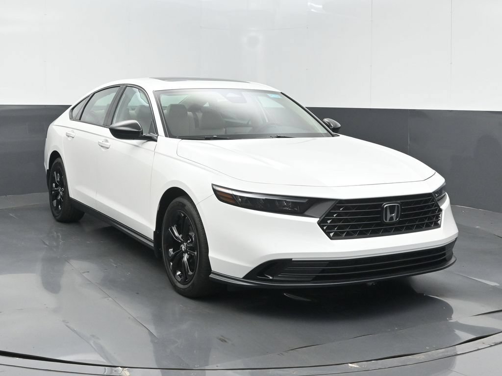 New 2025 Honda Accord SE image 3