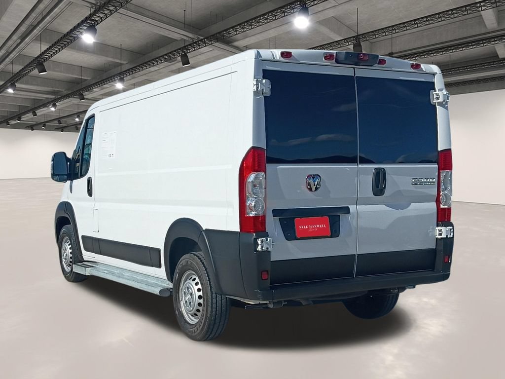 Used 2025 RAM ProMaster 2500 w/ U-Haul Equipment Group FWD image 14