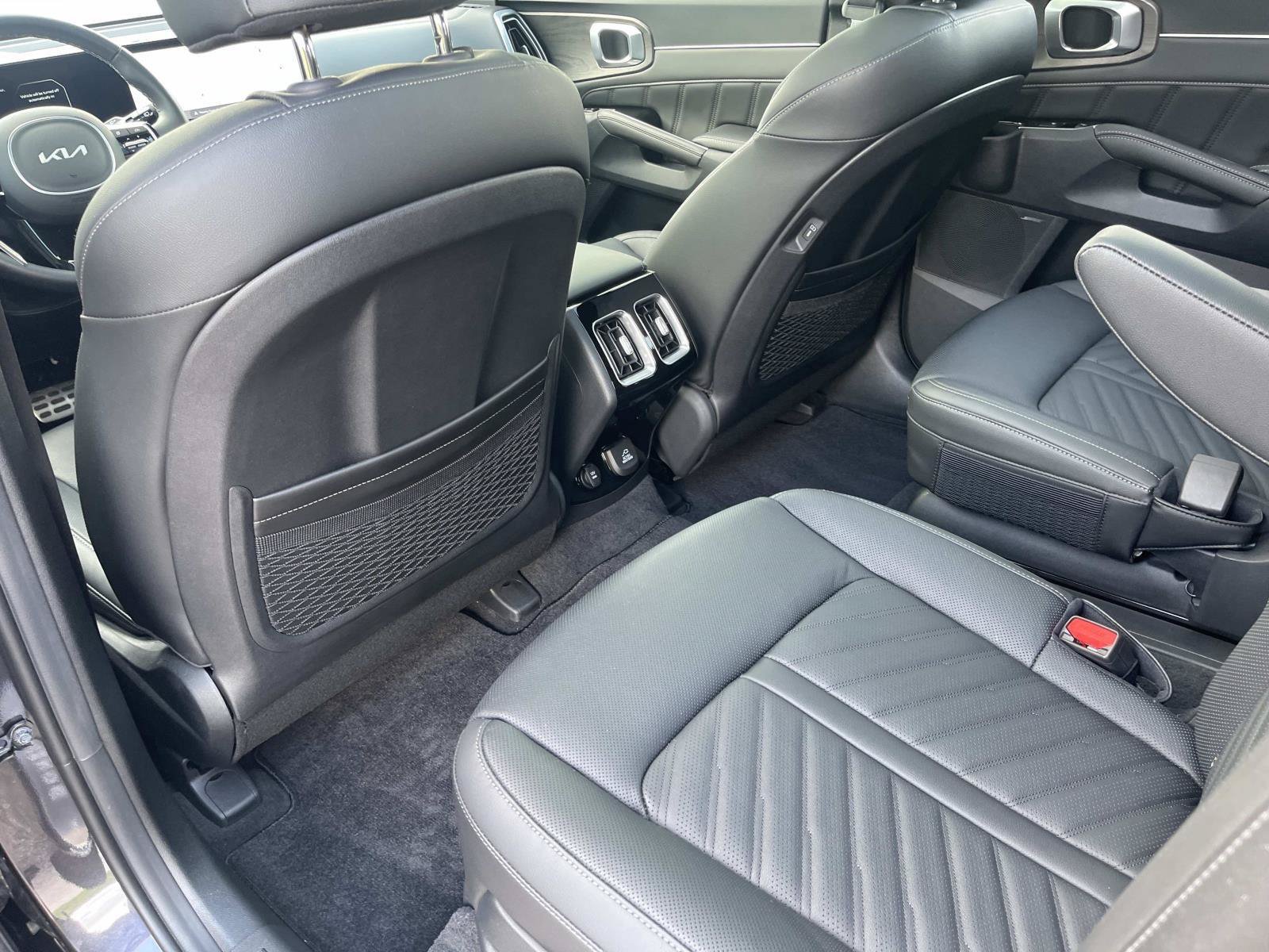 Used 2025 Kia Sorento SX Prestige AWD/4WD image 19