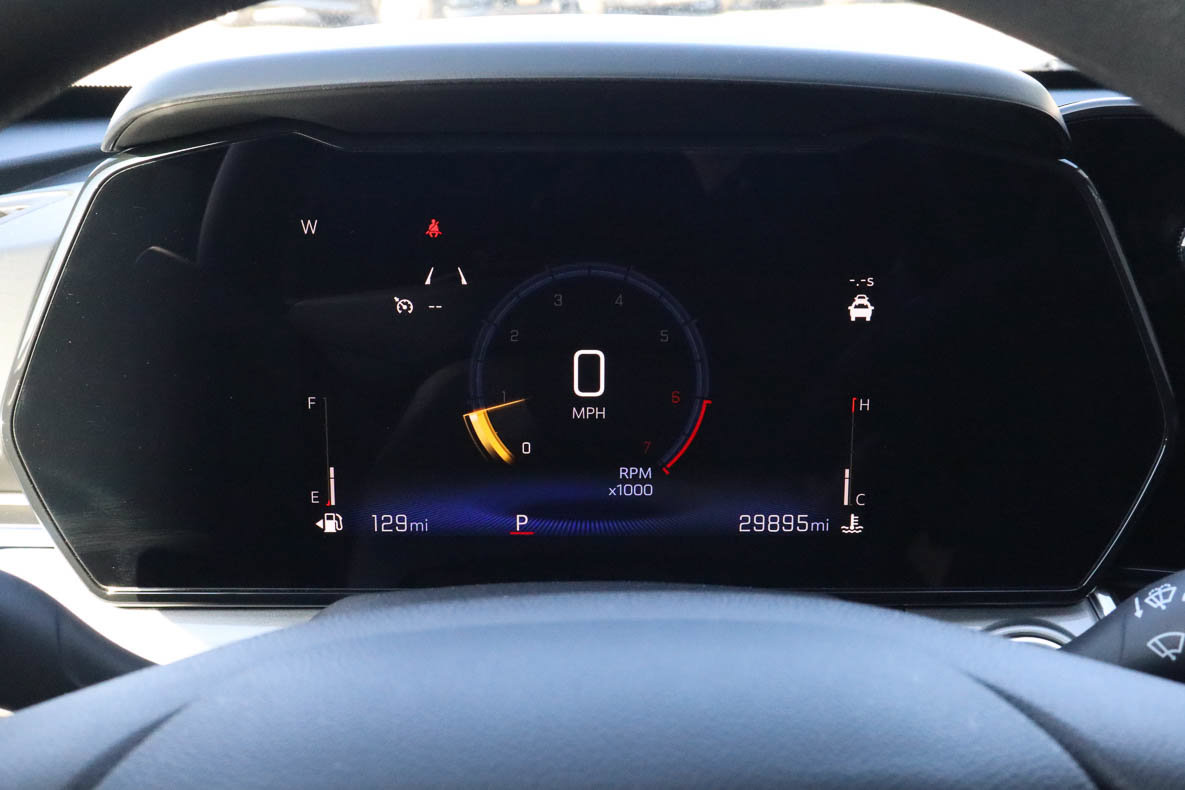 Used 2025 Chevrolet Trax LT FWD image 26