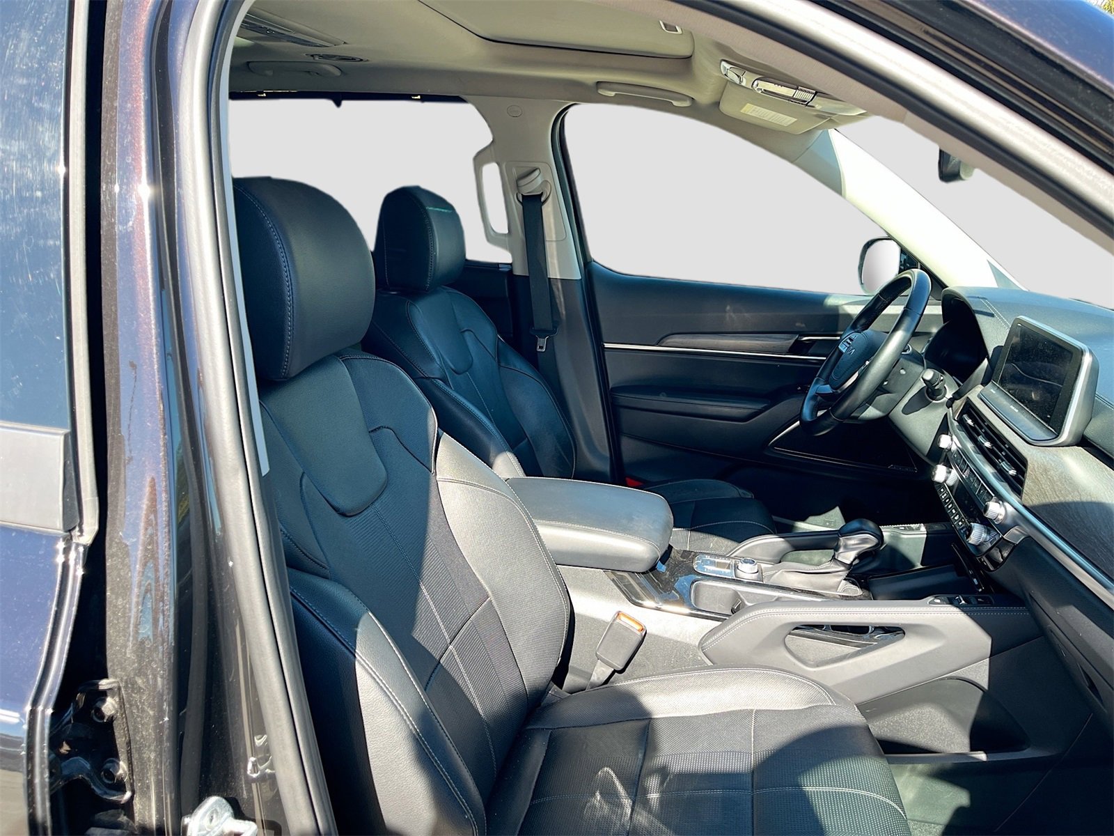 Used 2022 Kia Telluride SX w/ Nightfall Edition Package image 31