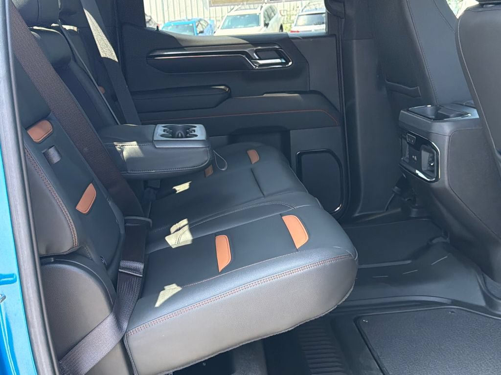 Used 2022 GMC Sierra 1500 AT4 w/ AT4 Premium Package AWD/4WD image 21