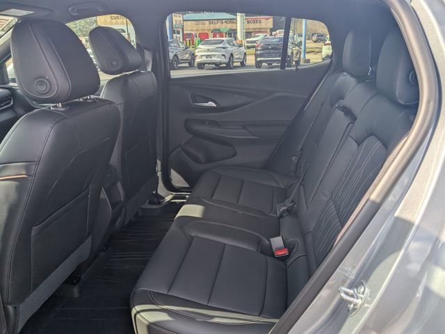 New 2026 Buick Envista Avenir image 9