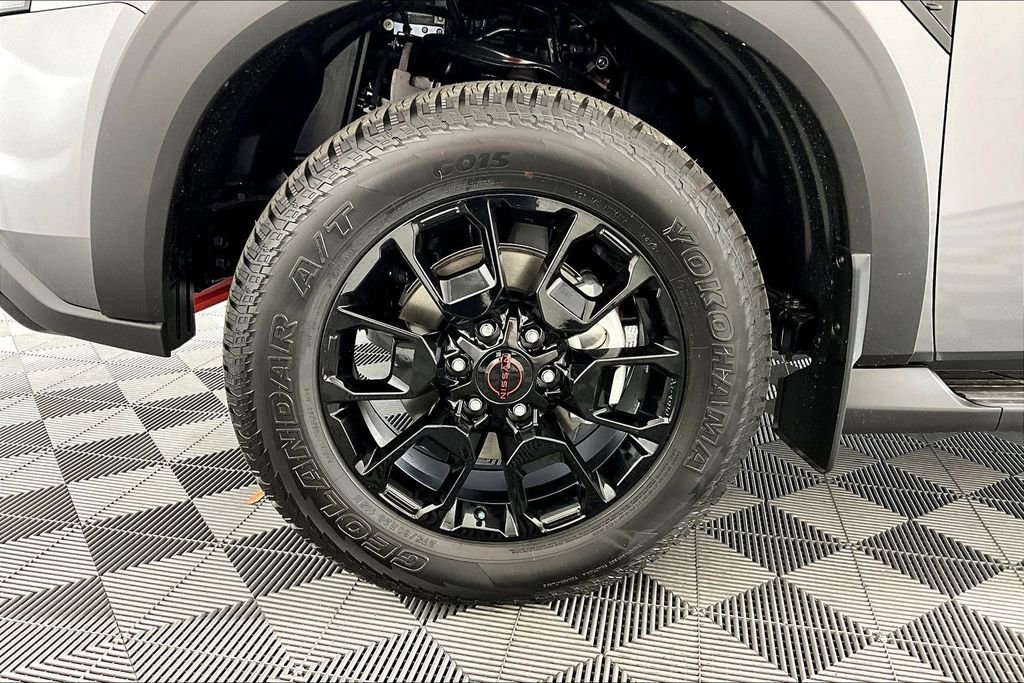 New 2026 Nissan Armada PRO-4X w/ Captain's Chari Seat Package AWD/4WD image 15