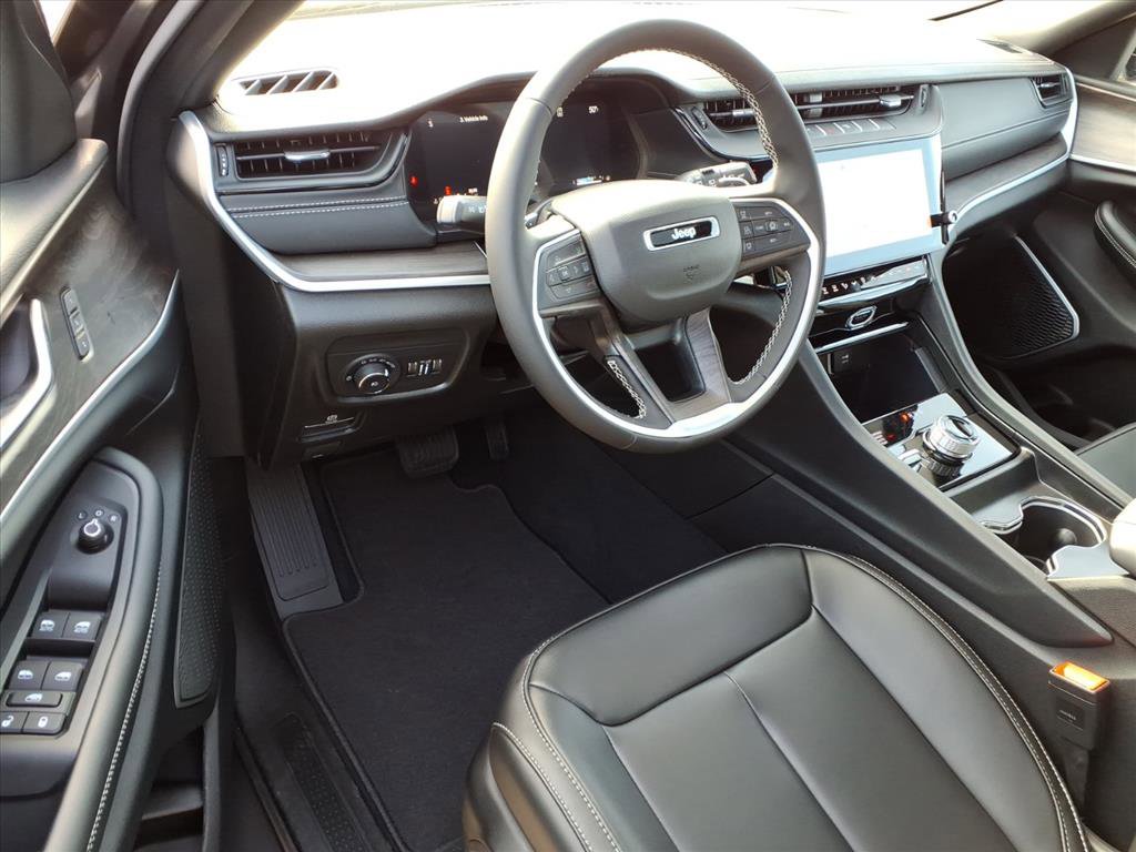 New 2026 Jeep Grand Cherokee Limited w/ Limited Altitude Package image 15