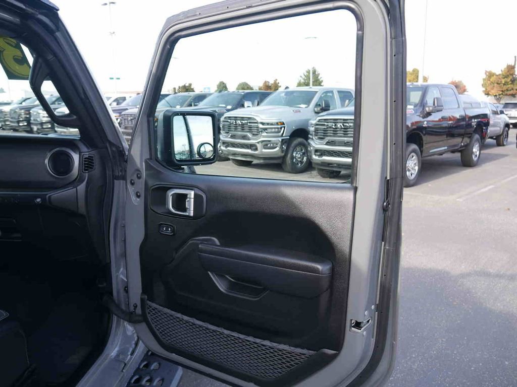 Certified 2023 Jeep Wrangler Freedom Edition image 26