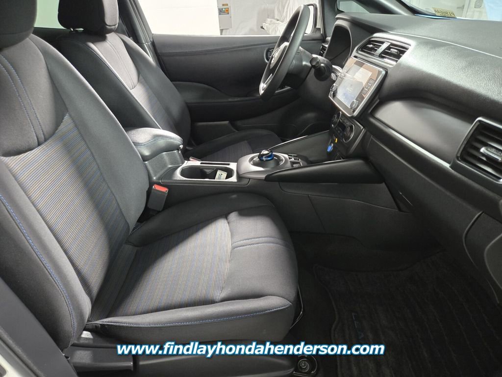 Used 2022 Nissan Leaf S image 20