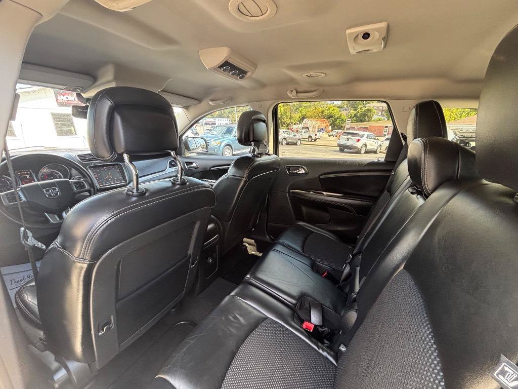 Used 2015 Dodge Journey Crossroad w/ Flexible Seating Group FWD image 26