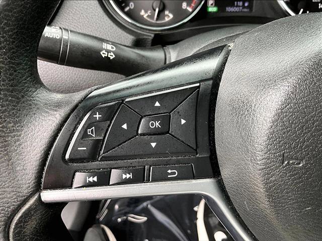 Used 2020 Nissan Rogue S FWD image 19
