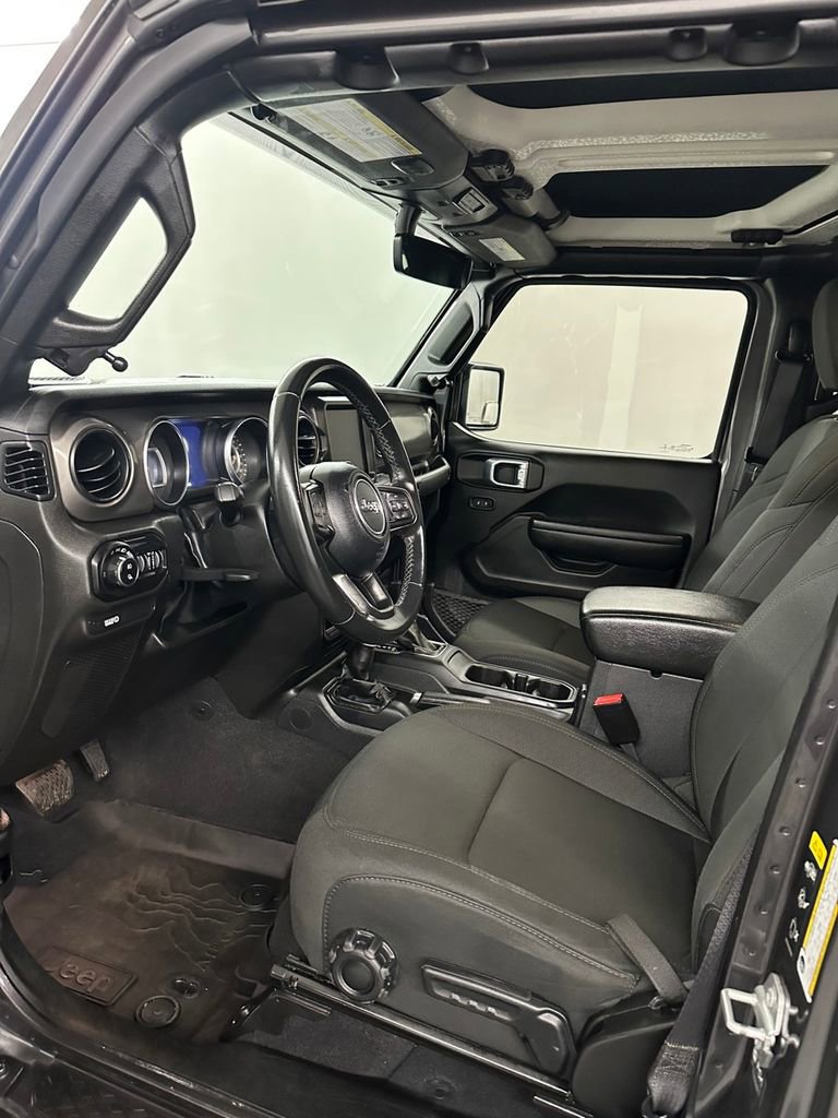 Used 2022 Jeep Gladiator Willys image 10