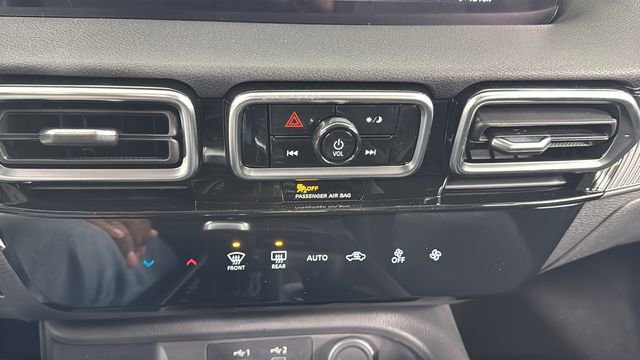 New 2026 Nissan Sentra SV w/ Floor Mat Package FWD image 24