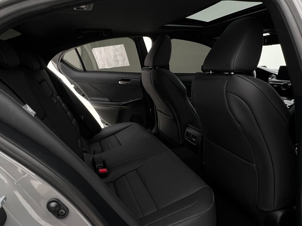 Used 2025 Lexus IS 350 F Sport w/ Navigation Package image 18