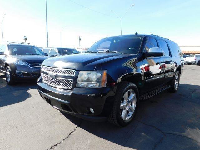 Used 2008 Chevrolet Suburban LTZ w/ LTZ Preferred Equipment Group image 3