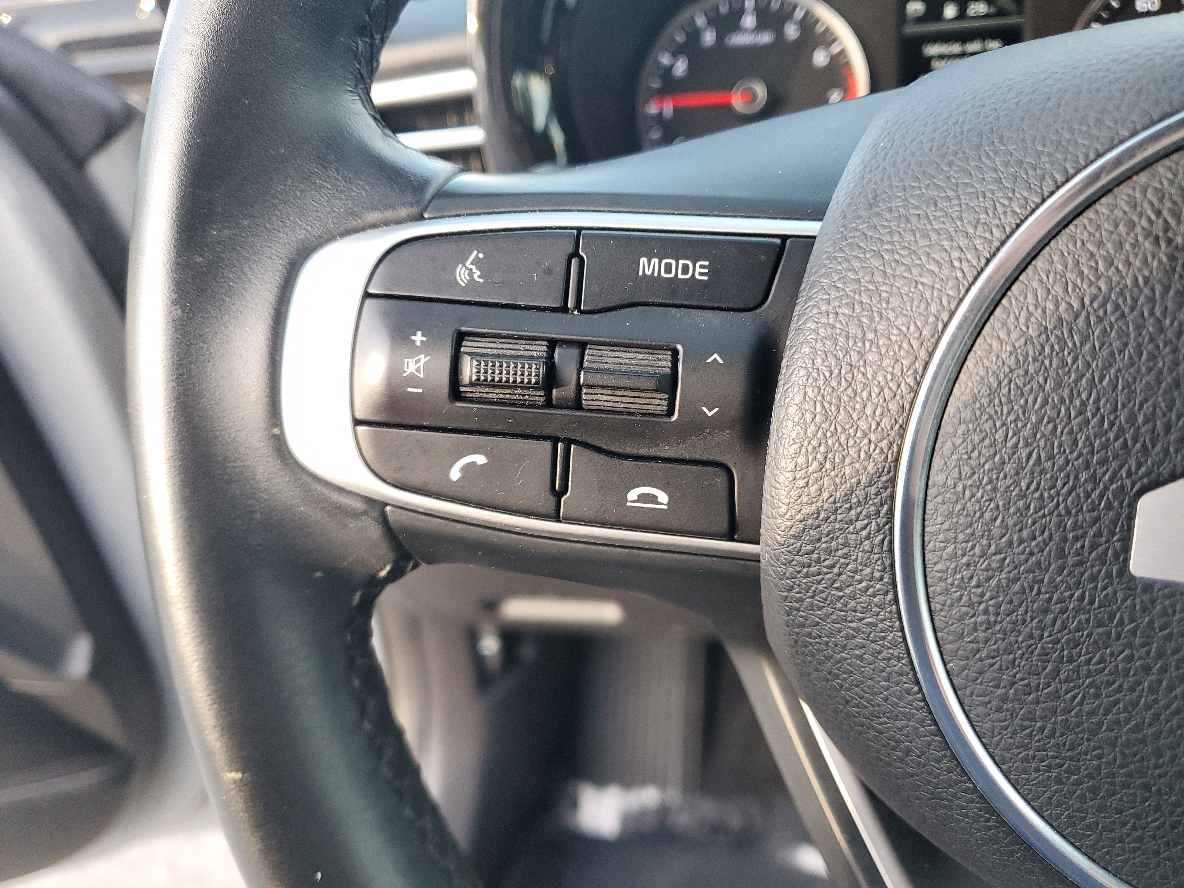 Used 2023 Kia K5 GT-Line image 31