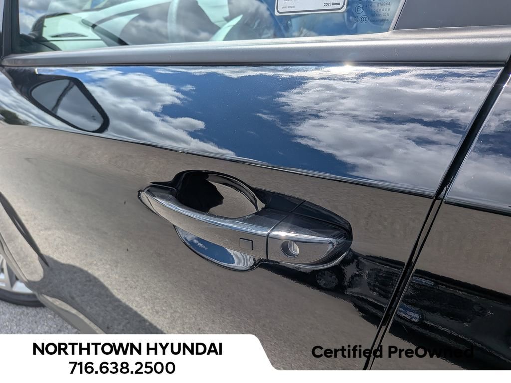 Certified 2023 Hyundai Kona SEL AWD/4WD image 39