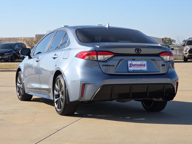 Used 2025 Toyota Corolla SE FWD image 6