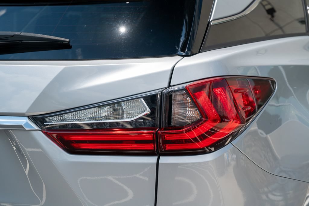 Used 2019 Lexus RX 350L FWD w/ Premium Package image 14