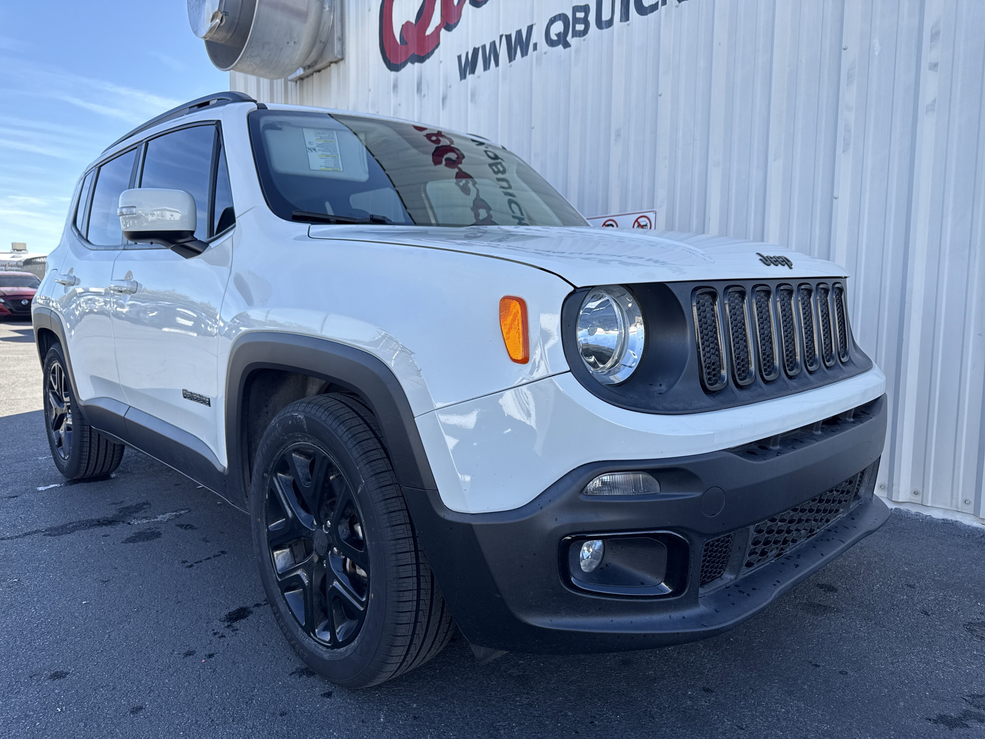 Used 2018 Jeep Renegade Altitude image 37