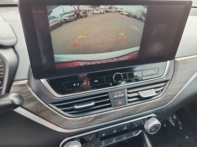 Used 2024 Nissan Altima 2.5 SV w/ SV Premium Package image 22