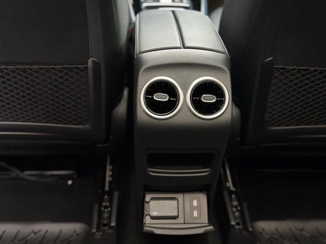 Used 2025 Mercedes-Benz GLB 250 GLB 250 image 43