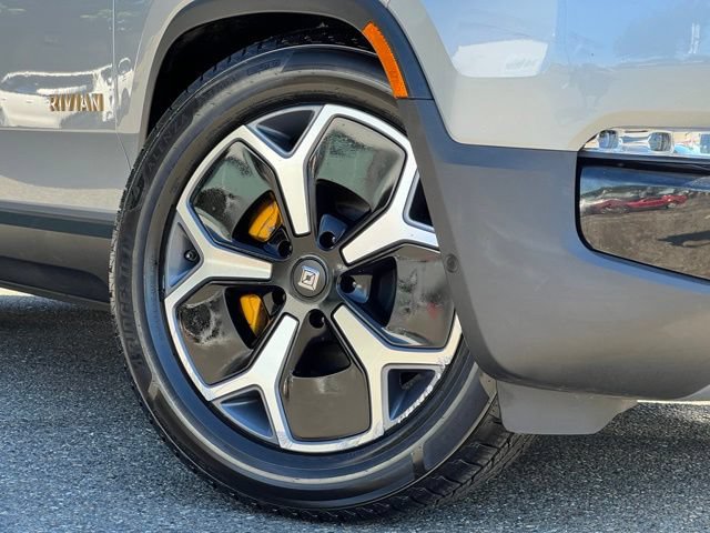 Used 2024 Rivian R1S Adventure AWD/4WD image 2