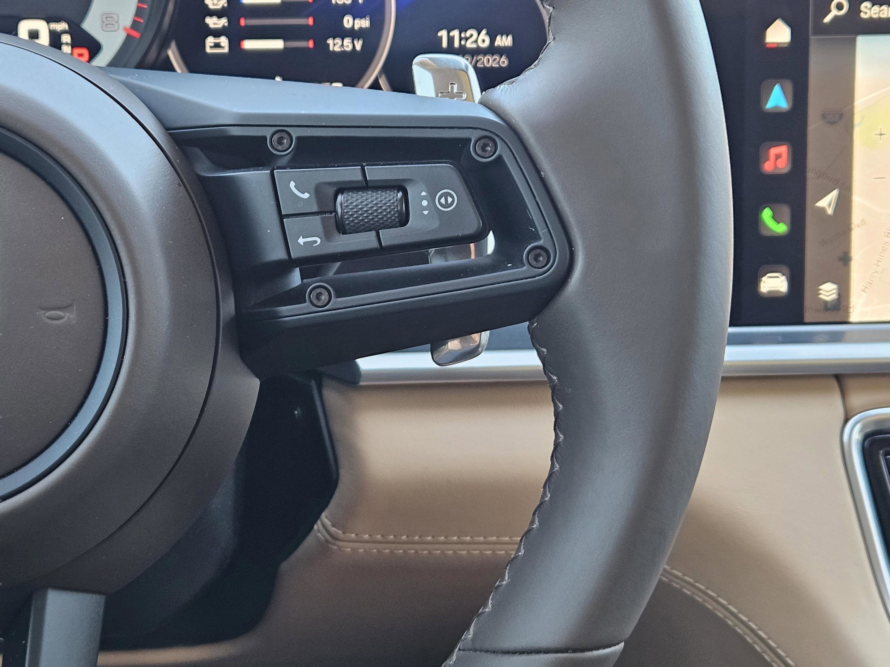 Certified 2023 Porsche Panamera Platinum Edition image 27