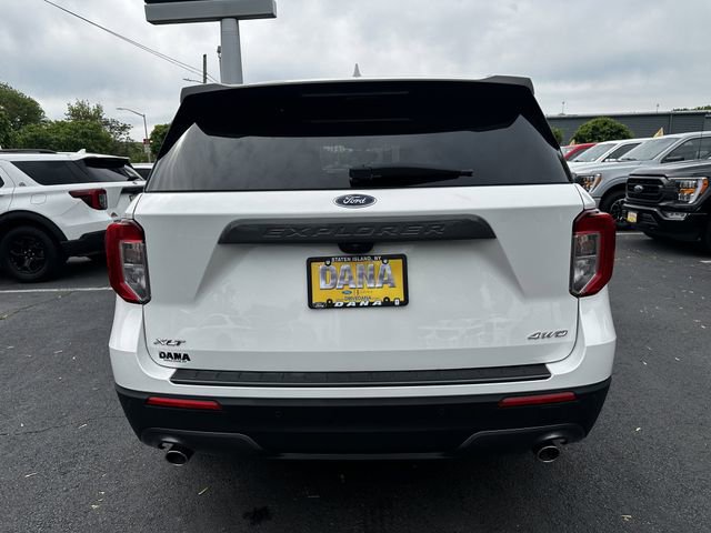 Certified 2022 Ford Explorer XLT w/ Equipment Group 202A AWD/4WD image 6