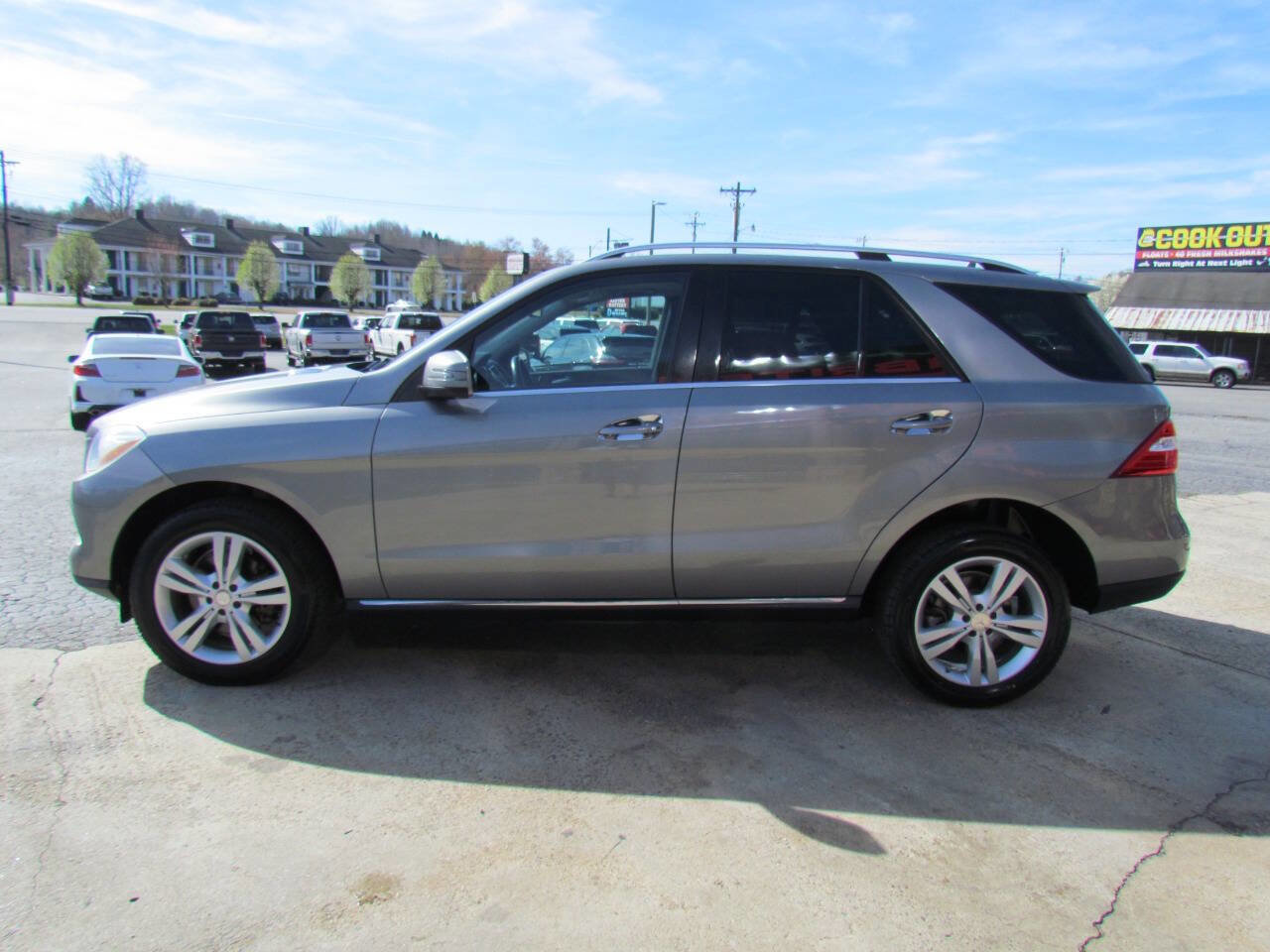 Used 2014 Mercedes-Benz ML 350 4MATIC image 4