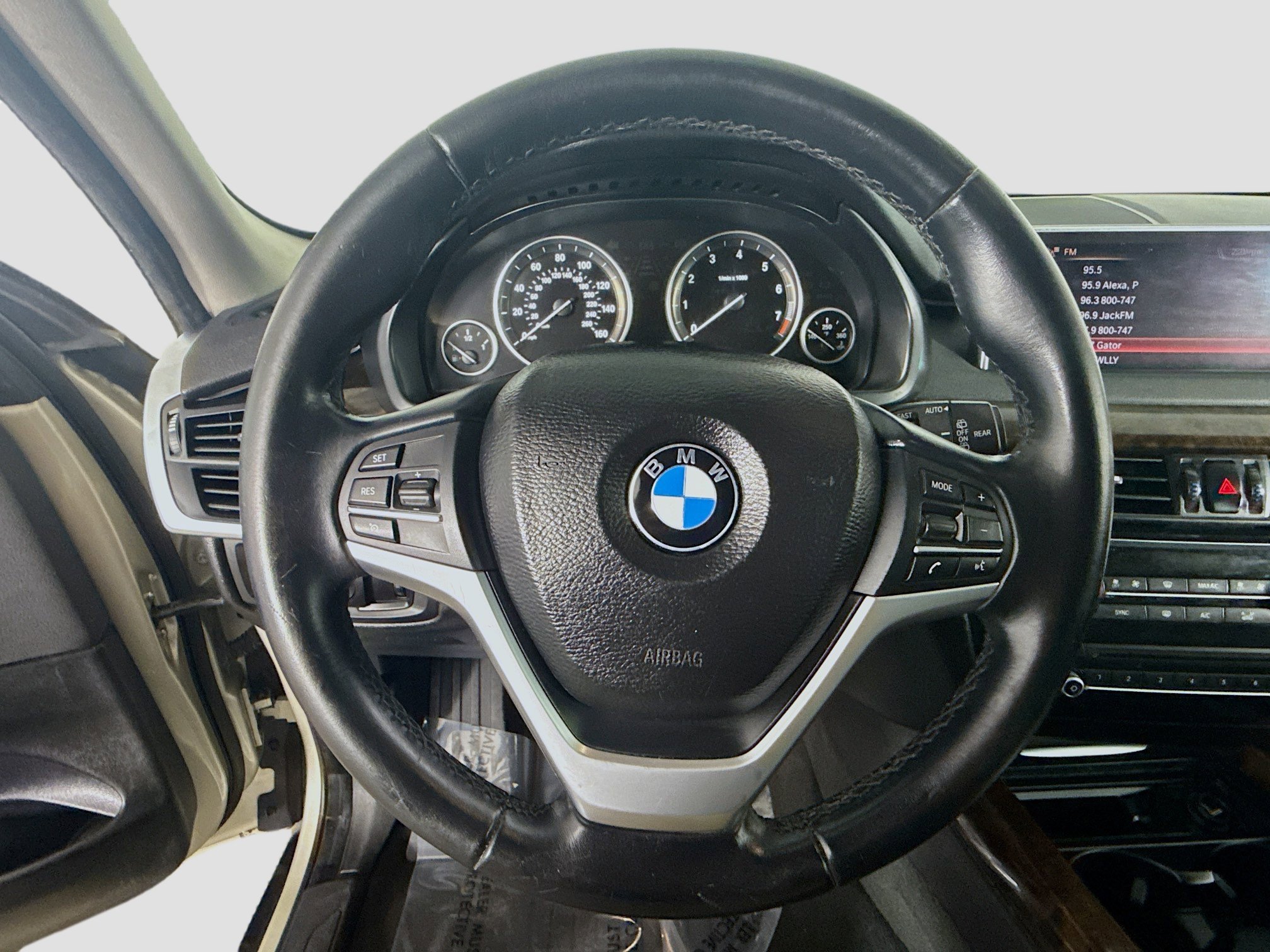 Used 2015 BMW X5 xDrive35i image 13