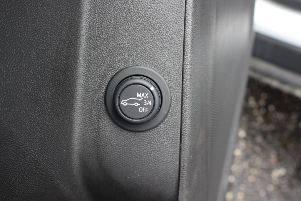 Used 2024 Chevrolet Equinox RS FWD image 26