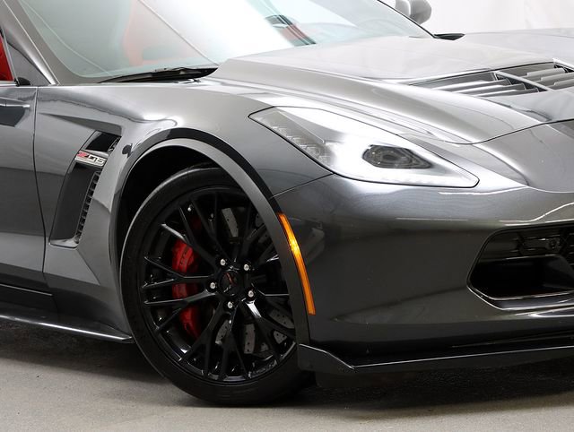 Used 2017 Chevrolet Corvette Z06 w/ Z07 Performance Package image 3