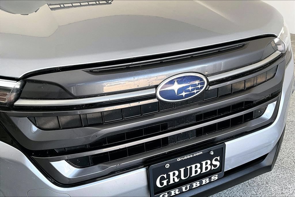 Used 2025 Subaru Forester Premium AWD/4WD image 34
