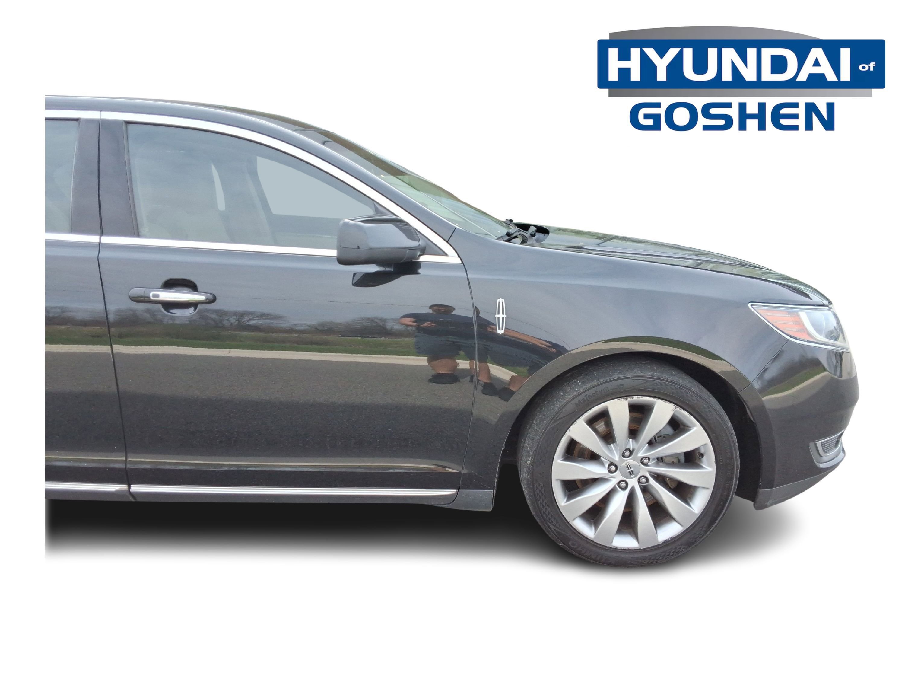 Used 2015 Lincoln MKS AWD w/ Equipment Group 101A image 10