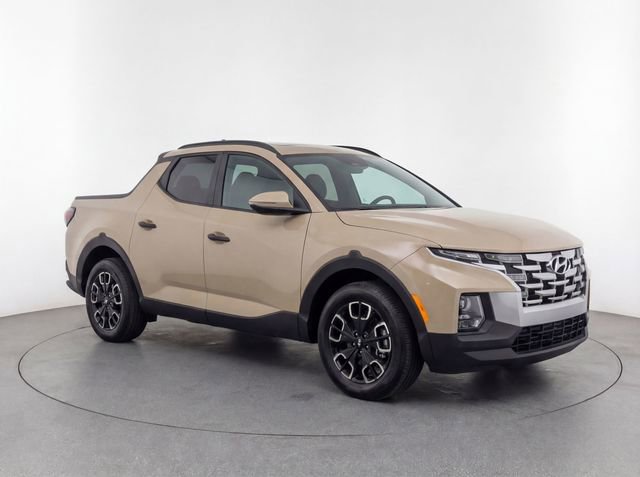 Used 2023 Hyundai Santa Cruz SEL w/ Activity Package image 2