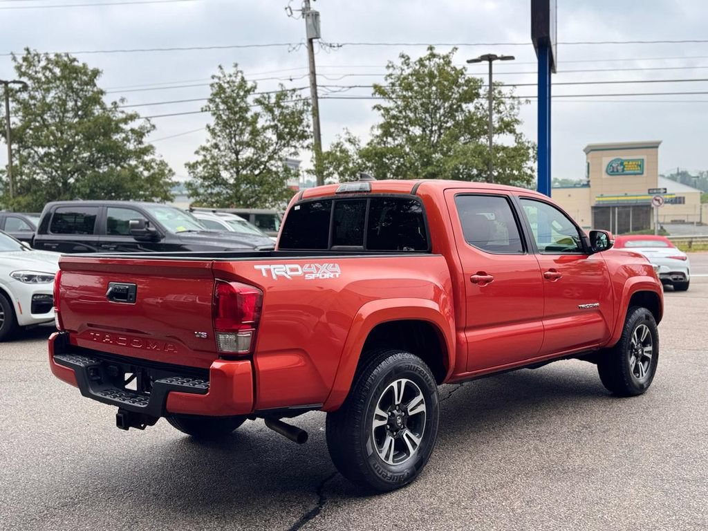Used 2016 Toyota Tacoma TRD Sport w/ Towing Package AWD/4WD image 6