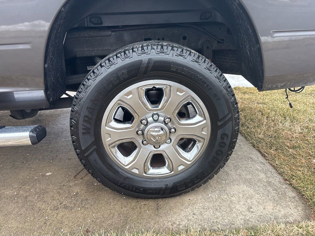 Used 2018 RAM 2500 Big Horn image 3