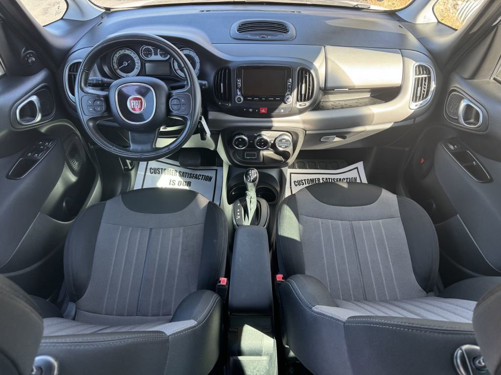 Used 2017 FIAT 500L Pop w/ Premium Package FWD image 7