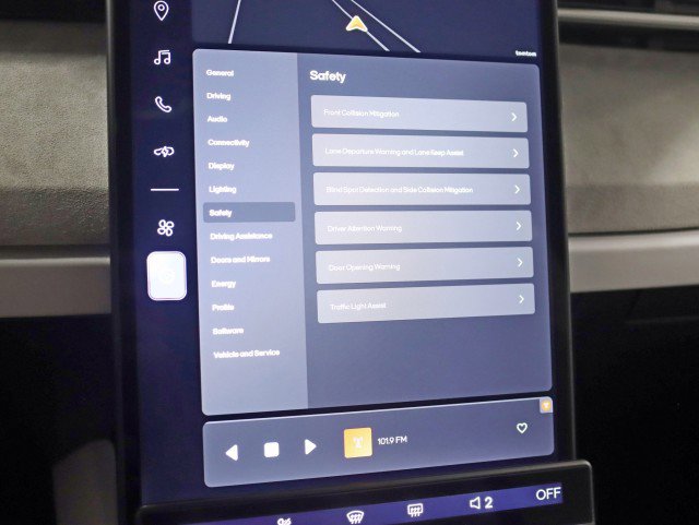 Used 2023 Fisker Ocean Extreme image 21