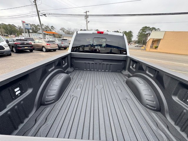 New 2026 Ford F250 Lariat w/ Chrome Package image 13