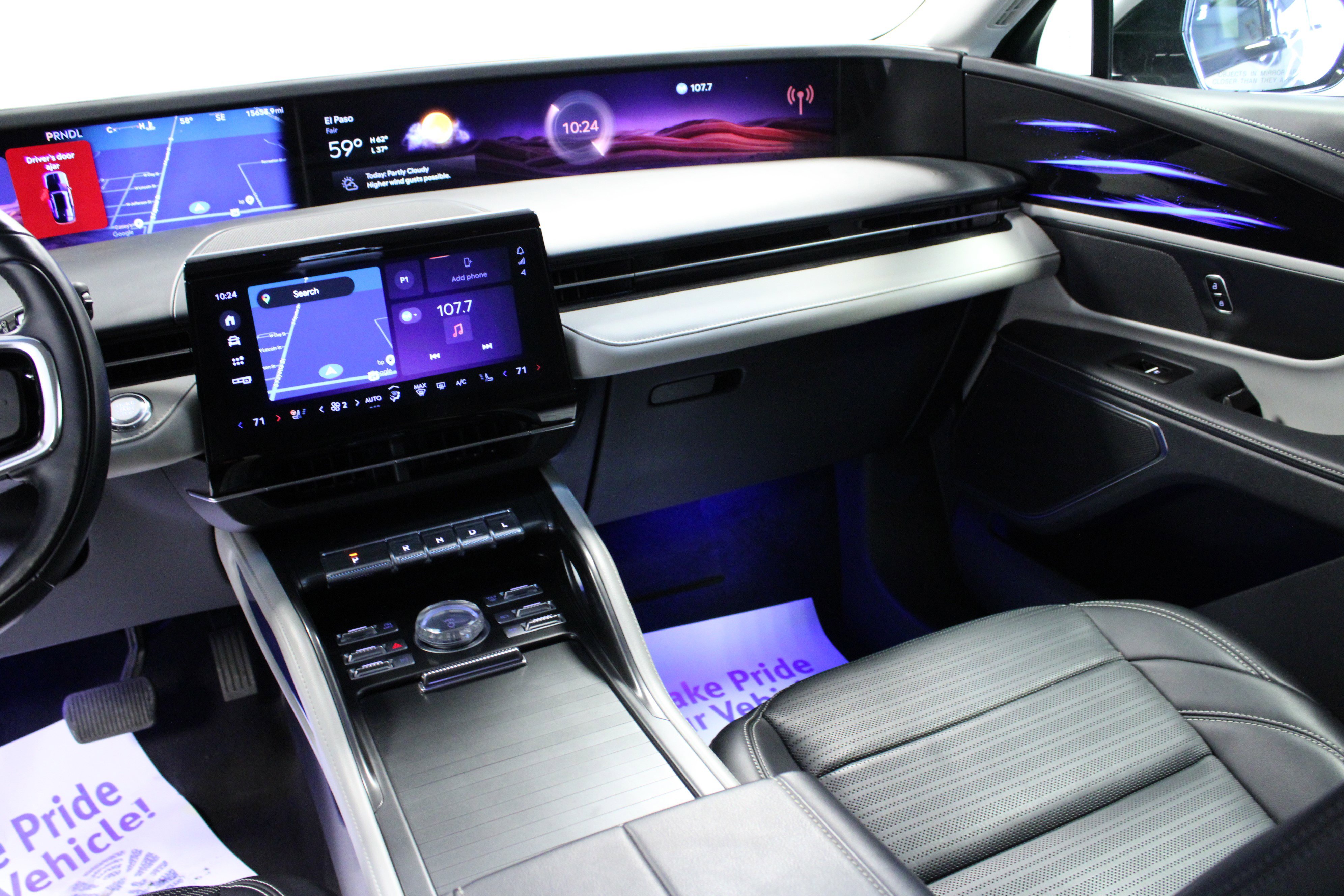 Used 2024 Lincoln Nautilus Reserve image 19