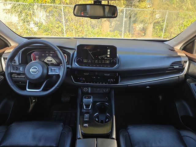 Used 2021 Nissan Rogue Platinum image 13