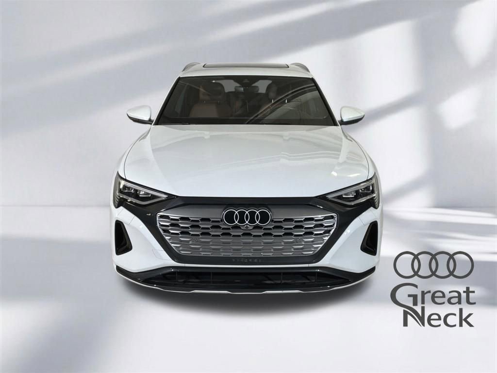 Used 2024 Audi Q8 e-tron Premium Plus w/ Premium Plus Package AWD/4WD image 21