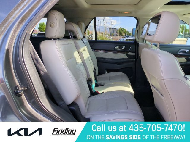 Used 2016 Ford Explorer Platinum AWD/4WD image 32