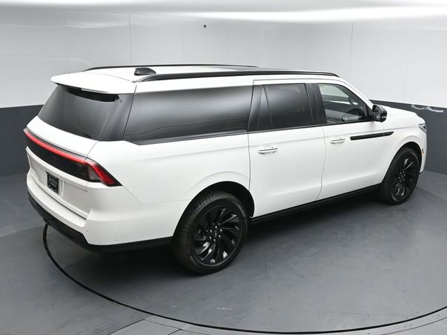 Used 2025 Lincoln Navigator L Reserve w/ Jet Appearance Package image 47